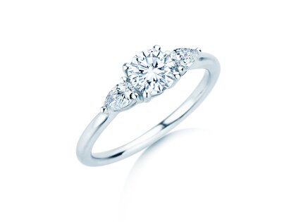 Engagement ring Allure in 14K white gold with lab-grown diamonds 0.41ct E/VS