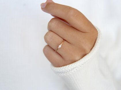 Engagement ring  in 9K rosé gold with diamonds 0.10ct G/SI