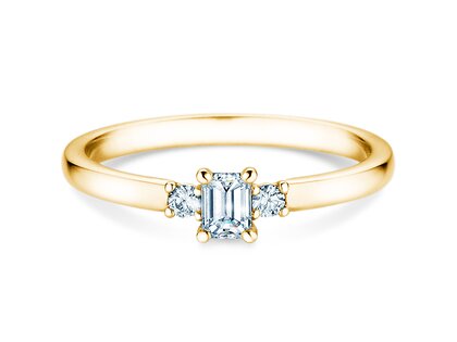 Engagement ring  in 9K yellow gold with diamonds 0.31ct G/VS