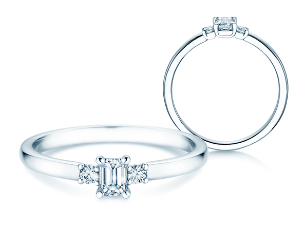 Engagement ring  in 9K white gold with diamonds 0.31ct G/VS
