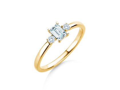Engagement ring  in 9K yellow gold with diamonds 0.40ct G/VS
