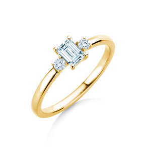 Engagement ring  in 9K yellow gold with diamonds 0.40ct G/VS