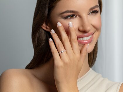 Engagement ring Classic 4 Pavé in 14K yellow gold with lab-grown diamonds 0.56ct E/VS