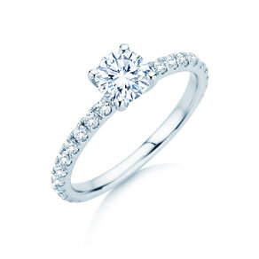Engagement ring Classic 4 Pavé in platinum