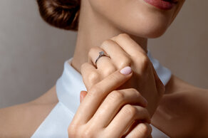 Engagement ring Classic 6 Hidden Halo in 14K white gold with diamonds 0.55ct G/SI