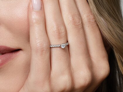 Engagement ring Classic Pavé in 18K yellow gold with diamonds 0.40ct G/SI