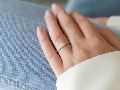 Engagement ring Modern Pavé in 18K white gold with diamonds 0.30ct G/SI