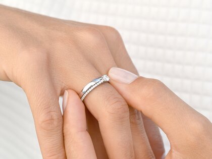 Engagement ring Pure Diamond in 18K white gold with diamonds 0.49ct G/SI