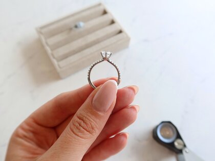 Engagement ring Royal Pavé in 9K white gold with natural diamonds 1.22ct G/SI