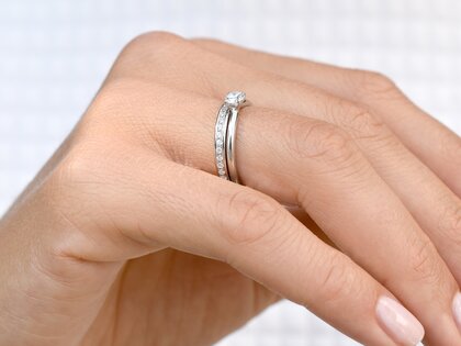 Engagement ring Classic 4 in 9K white gold with diamond 0.30ct H/SI