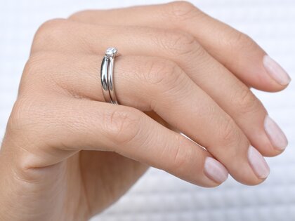 Engagement ring Classic 4 in 9K white gold with diamond 0.30ct H/SI