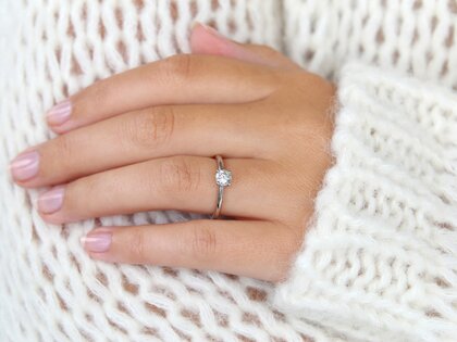 Engagement ring Classic 4 in 14K white gold with diamond 0.40ct H/SI