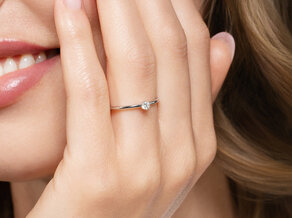 Engagement ring Classic 6 in 14K white gold with diamond 0.07ct H/SI