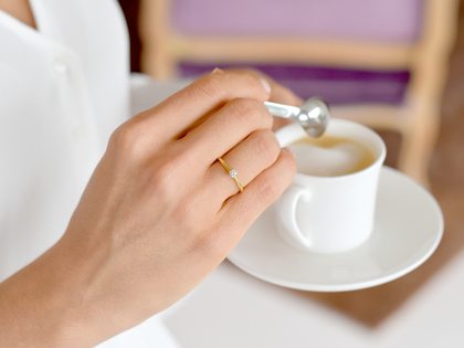 Engagement ring Classic 6 in 14K yellow gold with lab-grown diamond 0.15ct E/VS