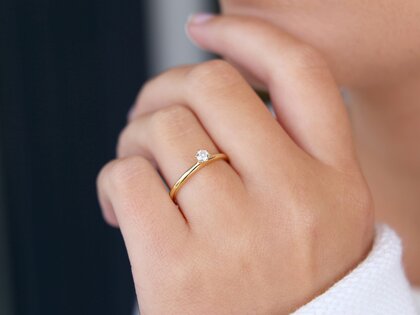 Engagement ring Classic 6 in 18K yellow gold with lab-grown diamond 0.25ct D/IF