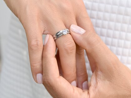 Engagement ring Classic 6 in 9K white gold with lab-grown diamond 0.50ct E/VS