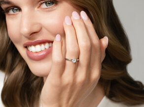 Engagement ring Classic 6 in 18K white gold with diamond 0.60ct H/SI