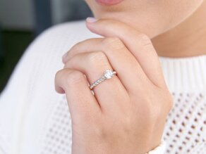 Engagement ring Classic Loop in 9K white gold with diamond 0.50ct H/SI