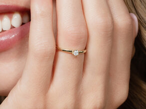 Engagement ring Classic Petite in 14K yellow gold with diamond 0.13ct G/SI