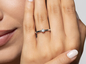 Engagement ring Classic Petite in 14K white gold with diamond 0.13ct G/SI