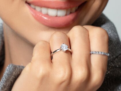 Engagement ring Compass in 18K yellow gold with diamond 0.50ct G/SI