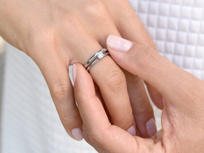 Engagement ring Delight in 9K white gold with lab-grown diamond 0.25ct E/VS