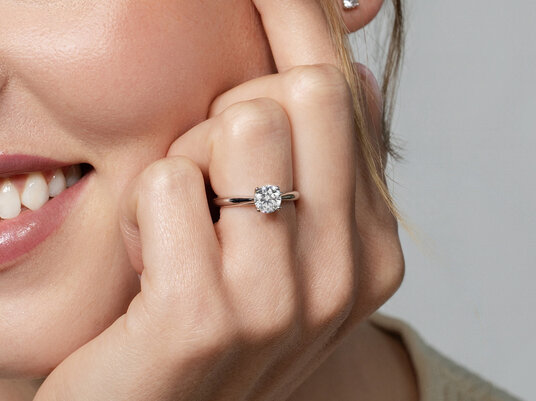 Engagement ring Delight in silver 925/- with diamond 0.10ct G/SI
