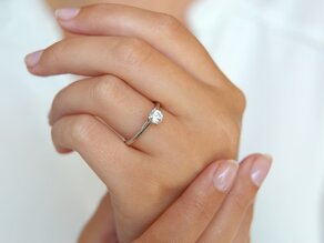 Engagement ring Delight in 9K white gold with lab-grown diamond 0.50ct E/VS