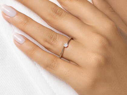 Engagement ring Devotion in 18K rosé gold with diamond 0.10ct G/SI