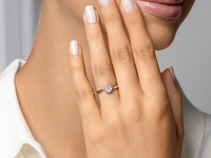 Engagement ring Devotion in 14K white gold with diamond 0.50ct H/SI