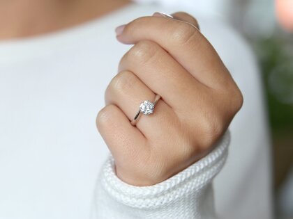 Engagement ring Devotion in 18K white gold with diamond 1.00ct H/SI