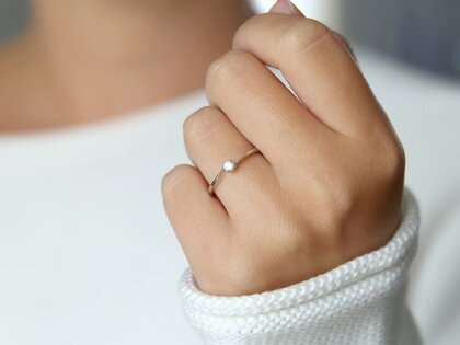 Engagement ring Devotion in 18K white gold with diamond 0.10ct H/SI