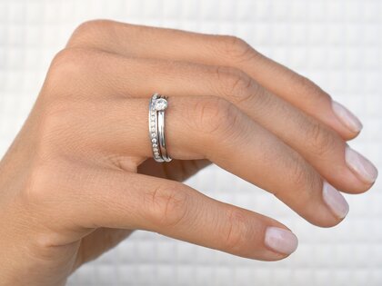Engagement ring Eternal in 9K white gold with diamond 0.40ct D/IF