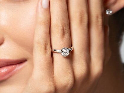 Engagement ring Eternal in 9K white gold with diamond 1.00ct H/SI