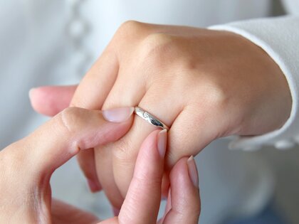 Engagement ring Heart Petite in silver