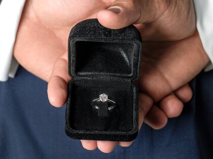 Engagement ring Heaven 6 in 9K yellow gold with diamond 1.00ct H/SI