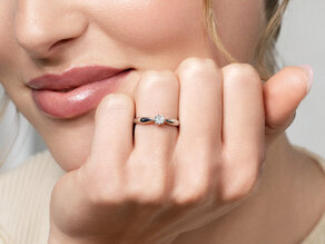 Engagement ring Joy in 9K yellow gold with diamond 0.25ct G/SI
