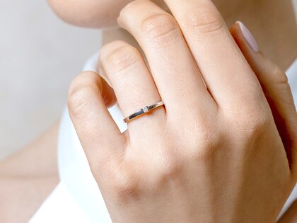 Engagement ring Love in 14K white gold with diamond 0.04ct G/SI