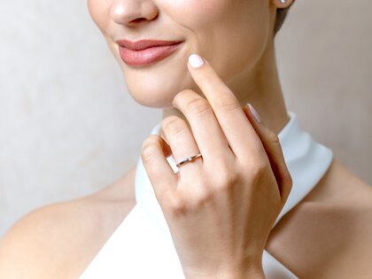 Engagement ring Love in 14K white gold with diamond 0.04ct G/SI