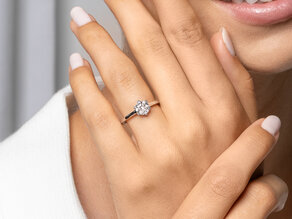 Engagement ring Madison in 9K white gold with diamond 1.00ct H/SI