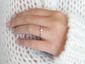 Engagement ring Madison in silver 925/- with diamond 0.15ct H/SI