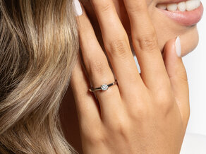 Engagement ring Modern in 14K white gold with diamond 0.30ct H/SI