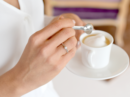 Engagement ring Modern in 9K white gold with lab-grown diamond 0.25ct E/VS