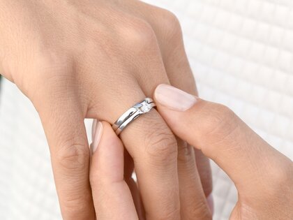 Engagement ring Modern in silver