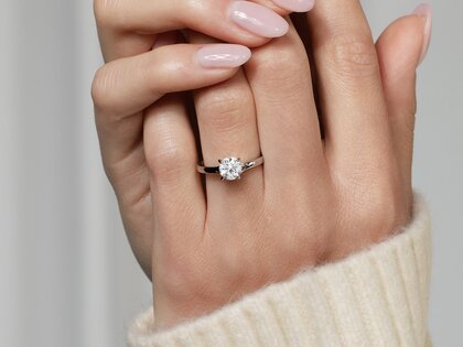 Engagement ring Modern in 9K white gold with diamond 1.00ct G/SI