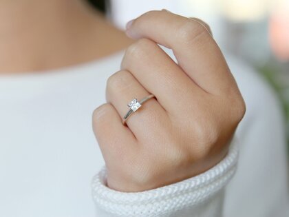 Engagement ring Princess in 18K white gold with diamond 0.35ct G/SI