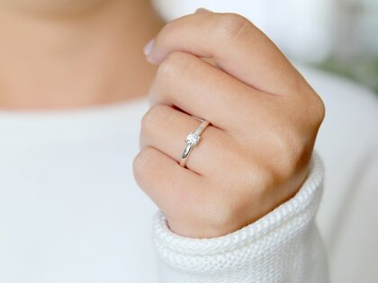 Engagement ring Pure in 14K yellow gold with diamond 0.30ct G/SI