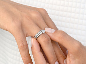 Engagement ring Romance in 14K white gold with lab-grown diamond 0.50ct E/VS