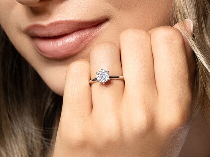 Engagement ring Royal in 9K white gold with diamond 1.00ct G/SI