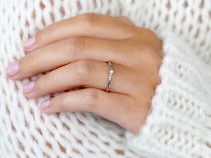 Engagement ring Royal in 14K white gold with diamond 0.05ct H/SI